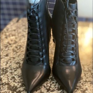 Aldo Jonasson Leather Booties